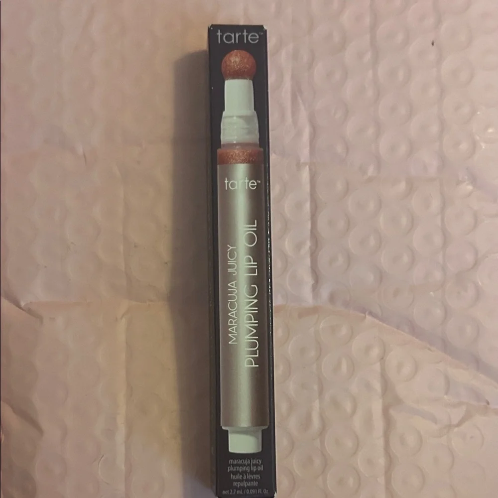 tarte Maracuja Juicy Plumping Lip Oil — Shimmering Berry Gloss NIB